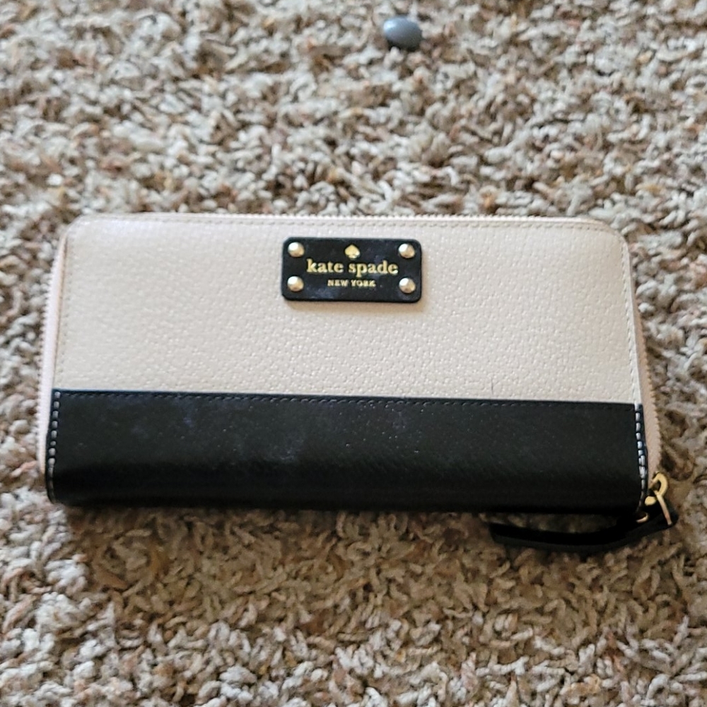 Kate spade wallet